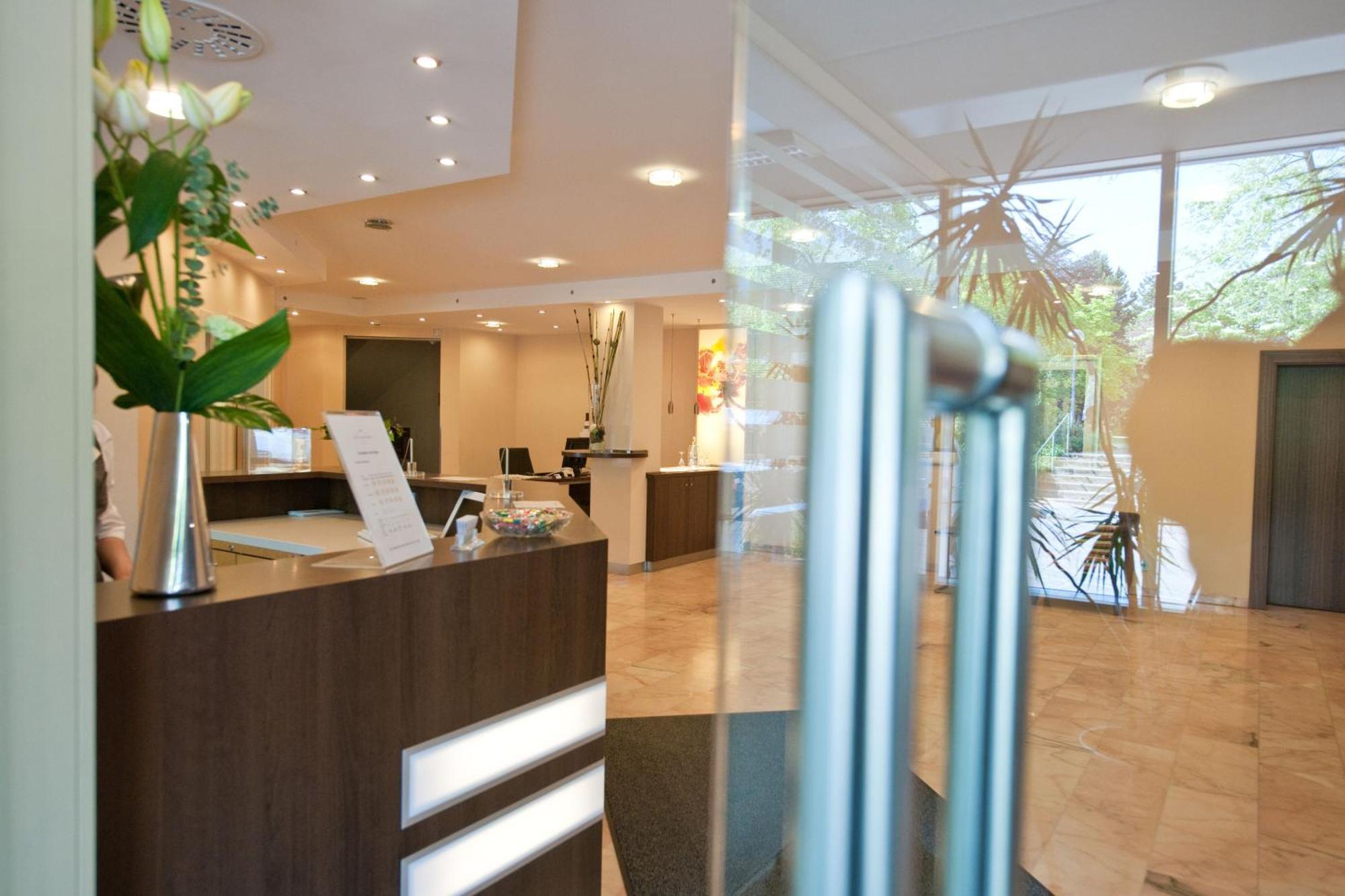 Hotel Scheffelhöhe Bruchsal Beltér fotó