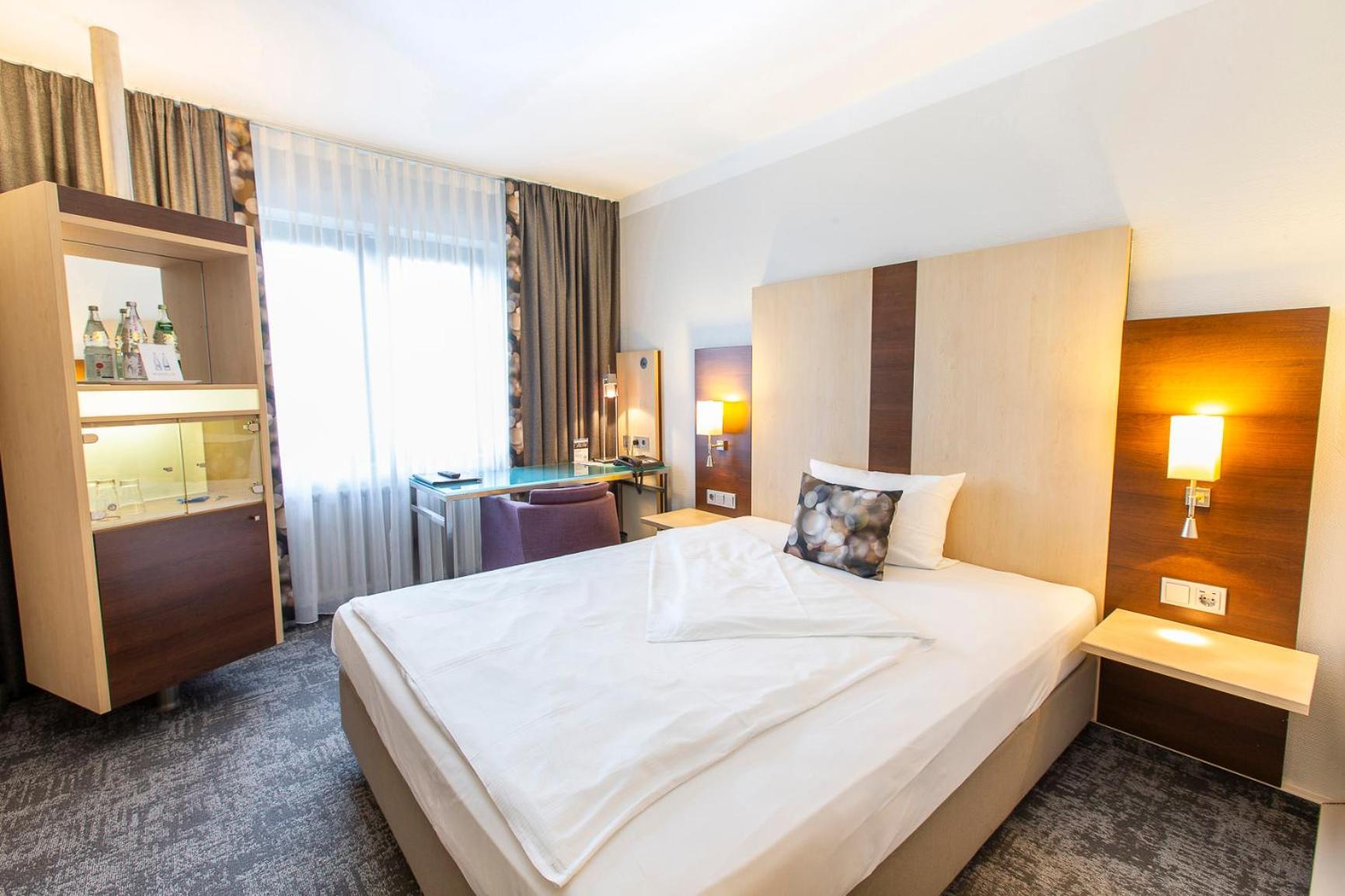 Hotel Scheffelhöhe Bruchsal Kültér fotó