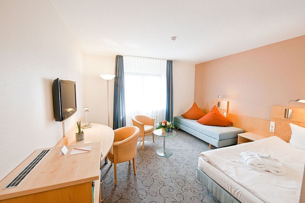 Hotel Scheffelhöhe Bruchsal Kültér fotó