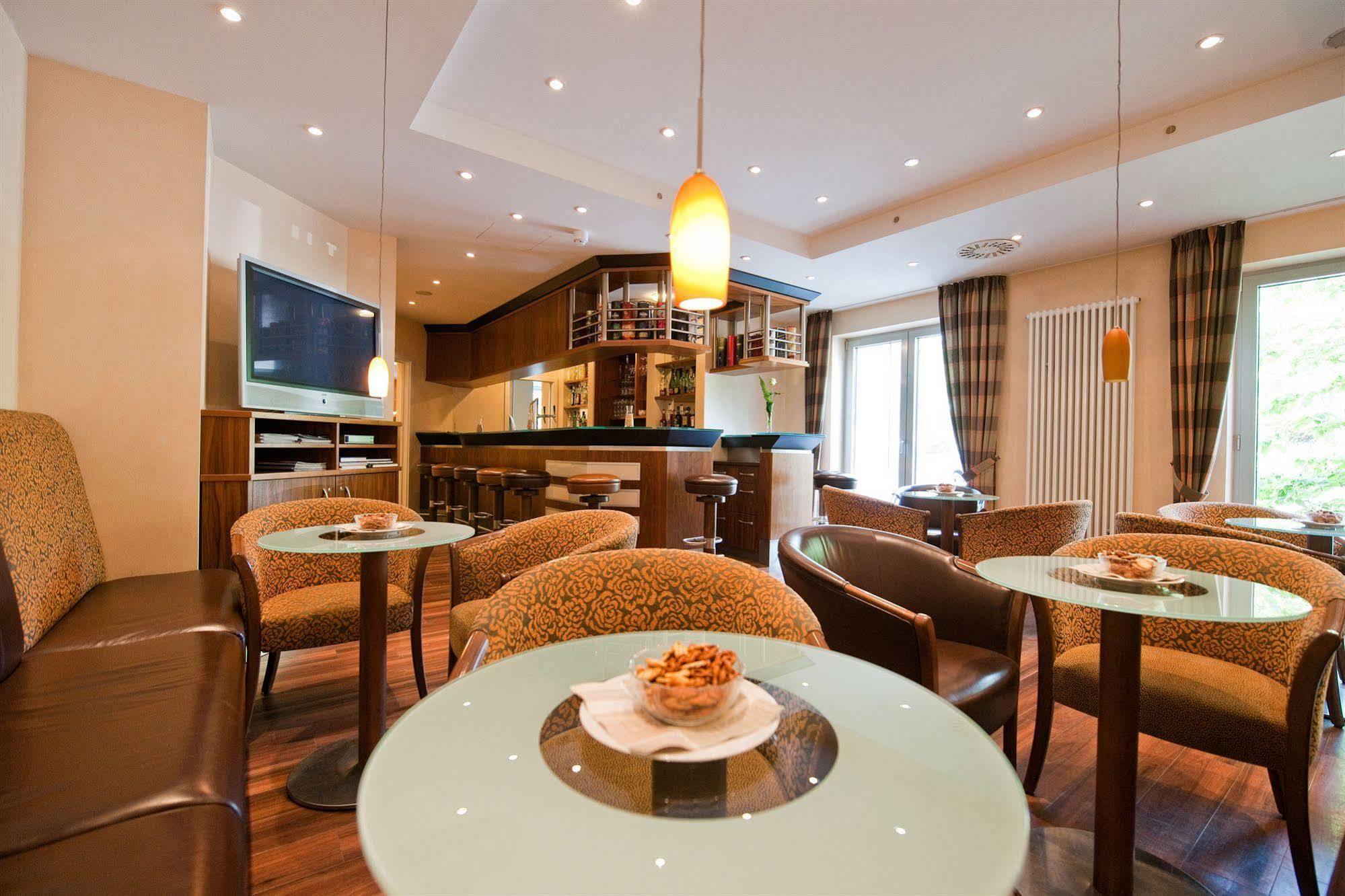 Hotel Scheffelhöhe Bruchsal Kültér fotó